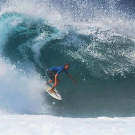 Clandestino Surf Adventure Apartman
