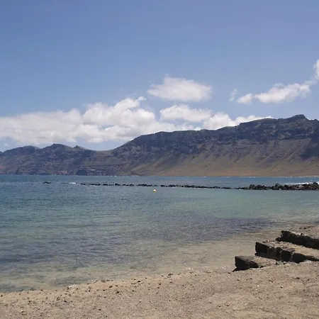 Clandestino Surf Adventure Apartman