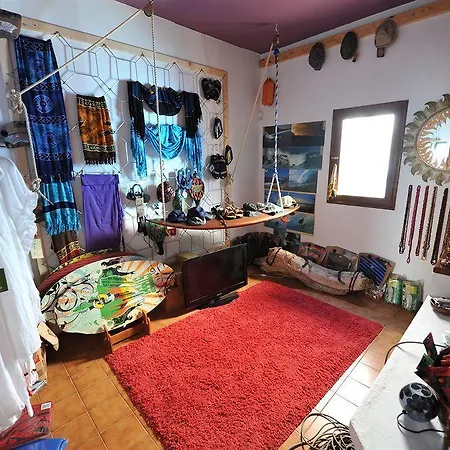 Clandestino Surf Adventure Apartament Caleta De Famara