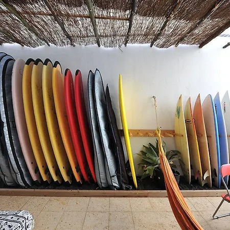 Clandestino Surf Adventure Caleta De Famara