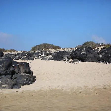 Apartament Clandestino Surf Adventure Caleta De Famara