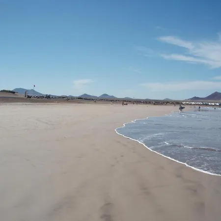 Clandestino Surf Adventure * Caleta De Famara